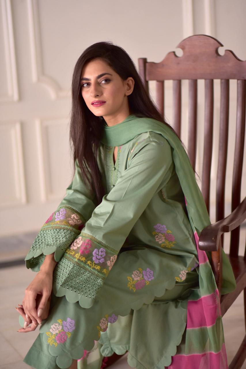 BLOSSOM COTTON LAWN 3pc STITCHED FOR GIRLS