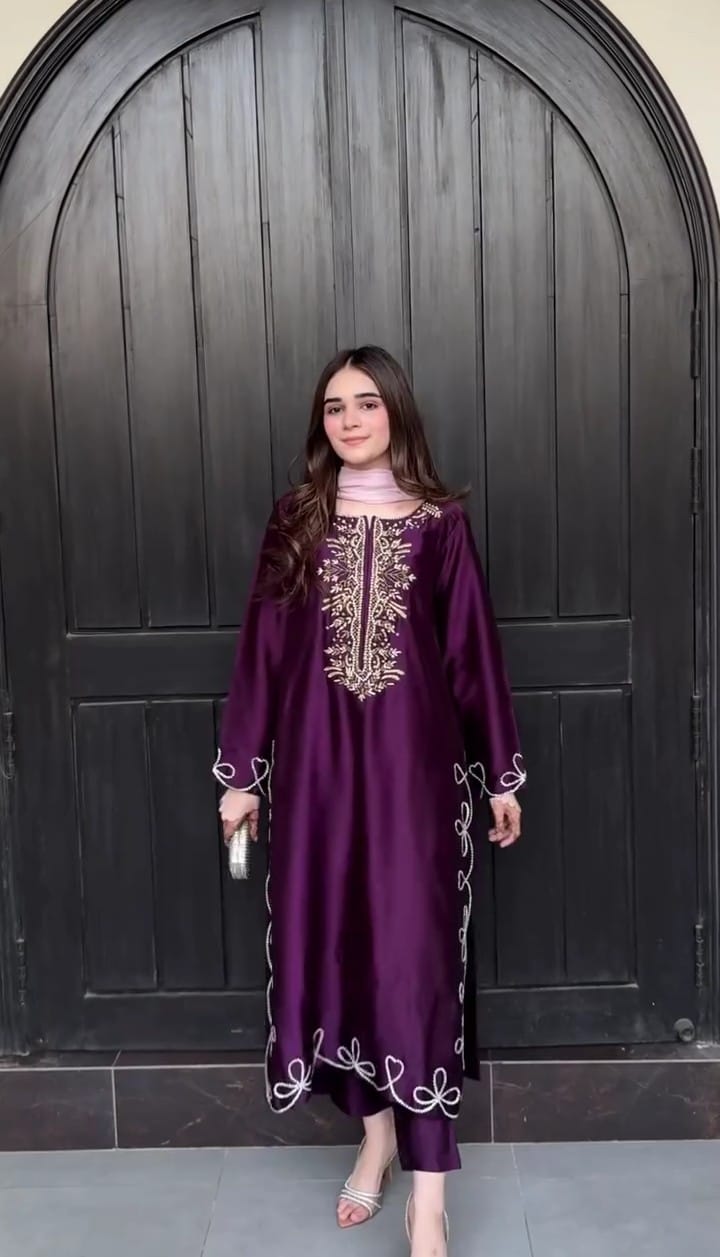 MAAH E ROOH EMBROIDED STITCH FOR GIRLS