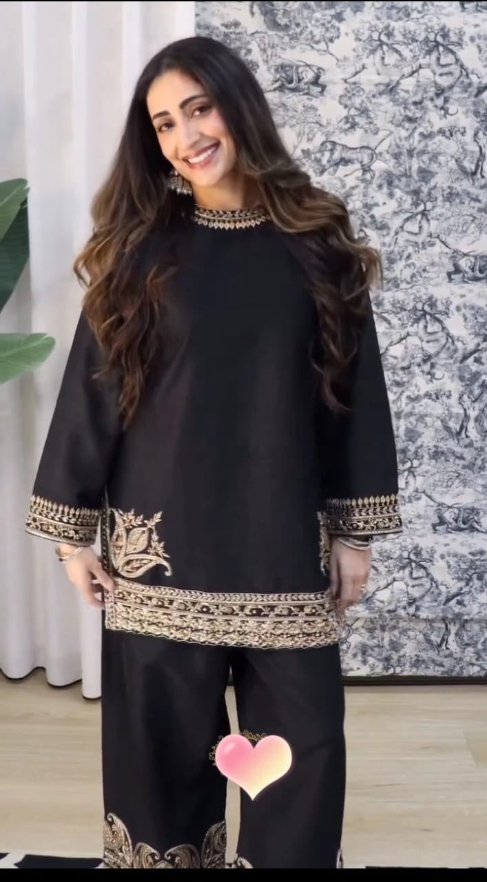 BLACK AURA CO-ORD SET STITCHED FOR GIRLS