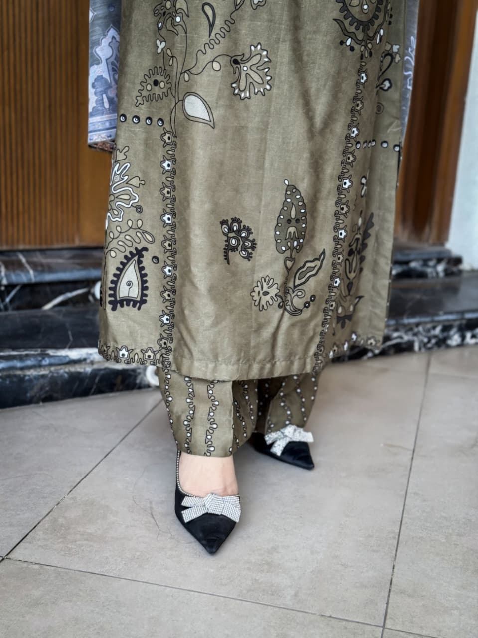 HUSAN 3PC SUITE STITCHED FOR GIRLS